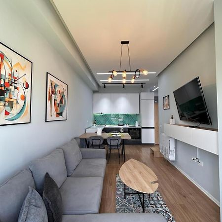 Picasso Apartment Тирана Экстерьер фото