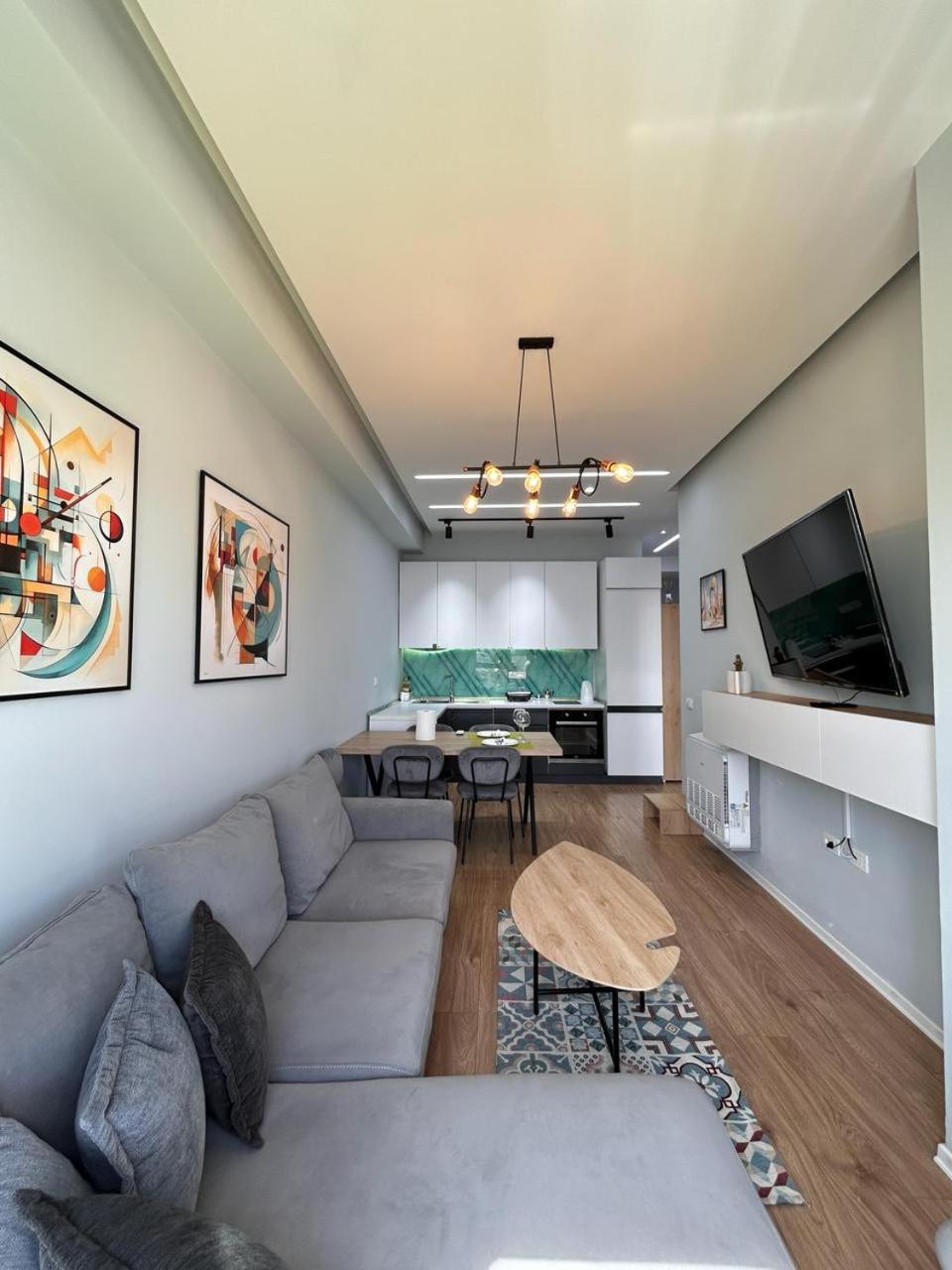 Picasso Apartment Тирана Экстерьер фото