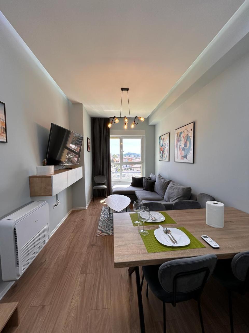 Picasso Apartment Тирана Экстерьер фото