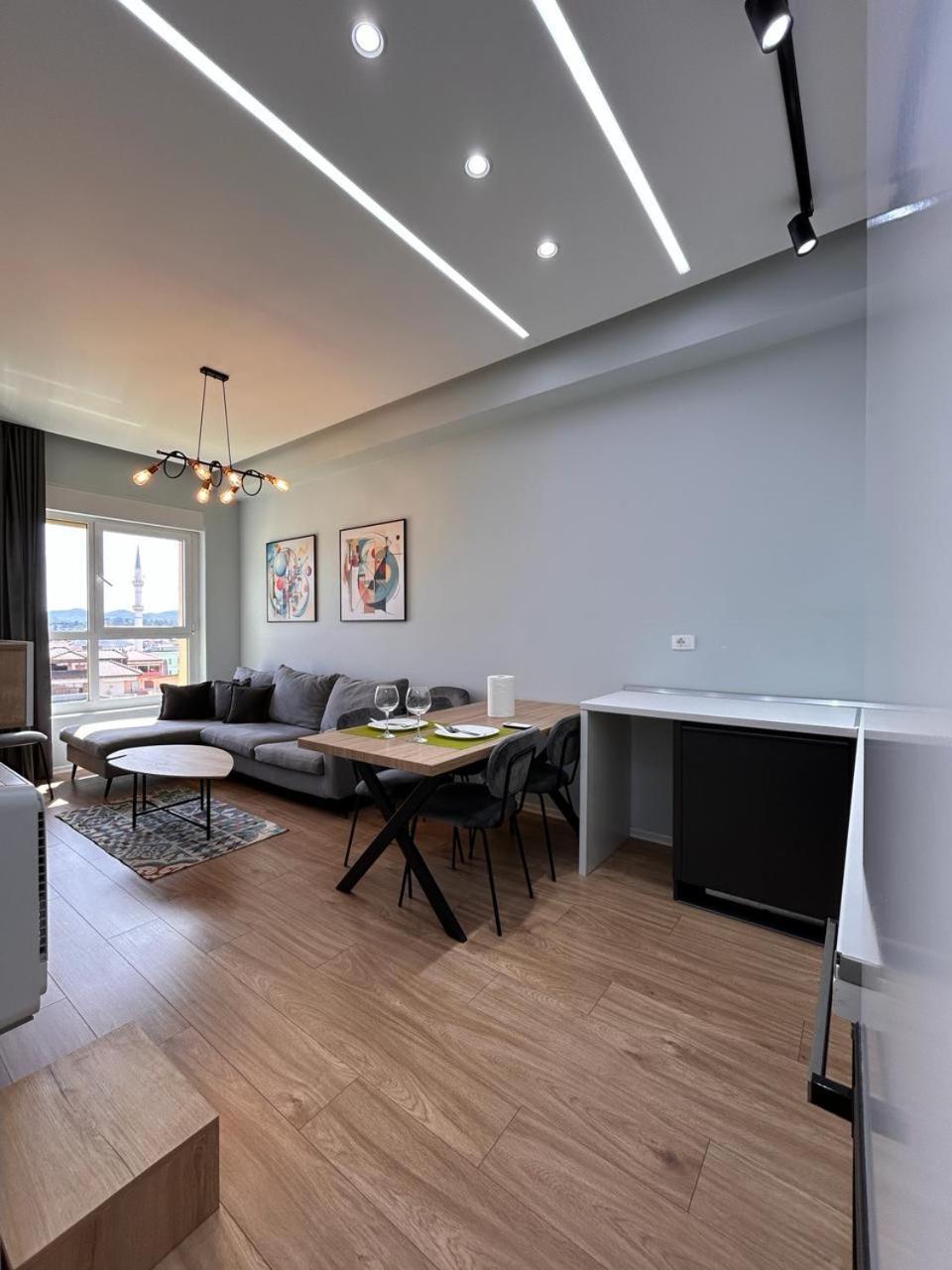 Picasso Apartment Тирана Экстерьер фото